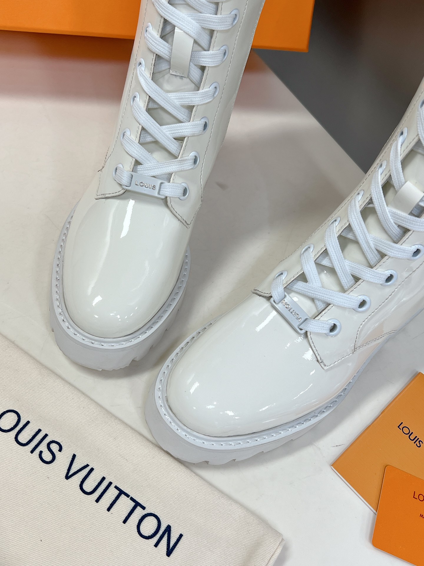 Women's high heels